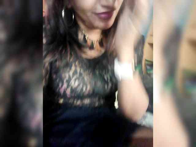 FiestyQueen webcam