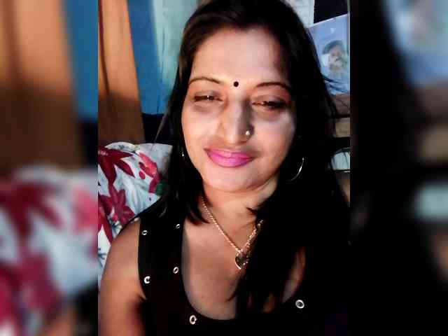 FiestyQueen webcam