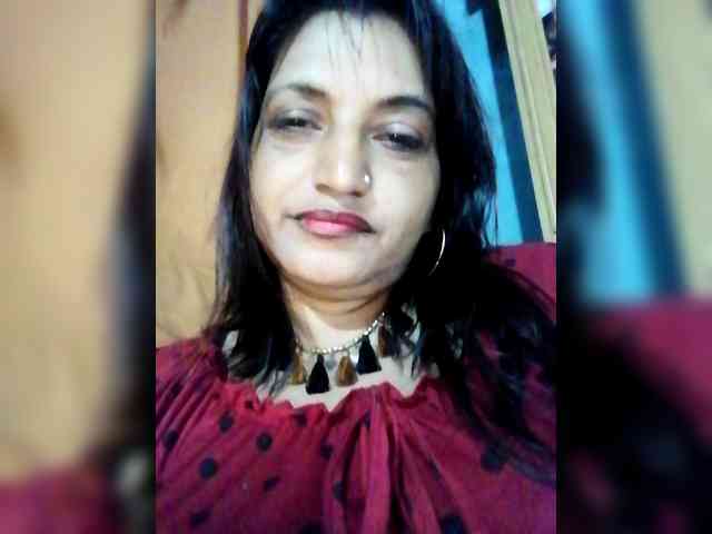 FiestyQueen webcam