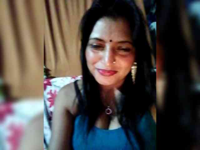 FiestyQueen webcam