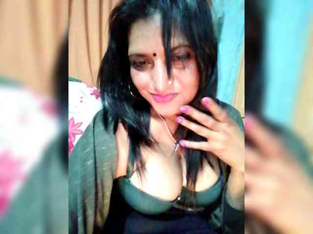 FiestyQueen webcam