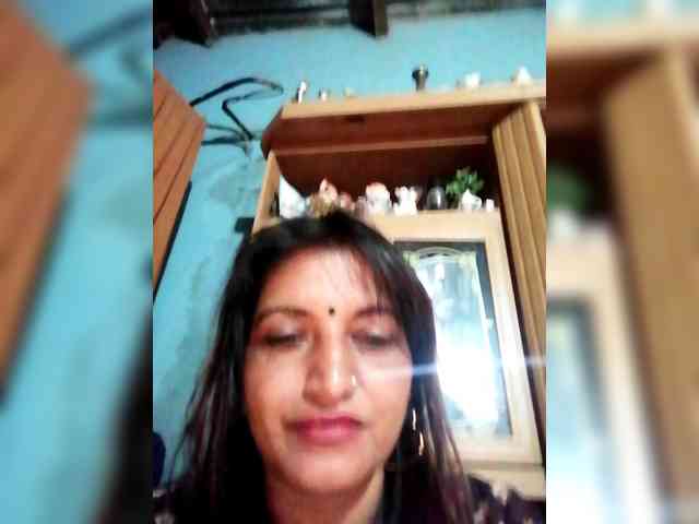FiestyQueen webcam