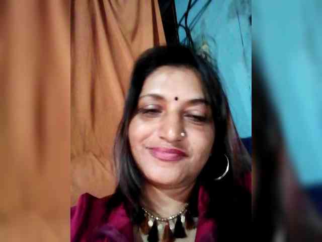 FiestyQueen webcam