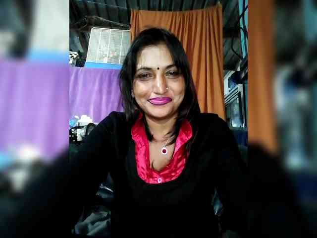 FiestyQueen webcam