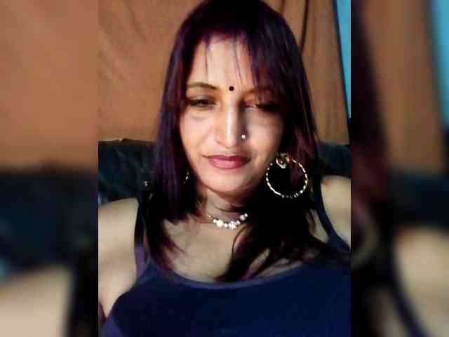 FiestyQueen webcam