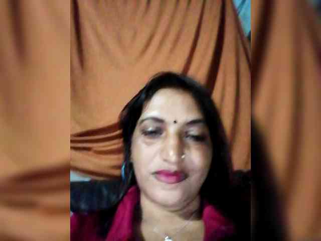 FiestyQueen webcam