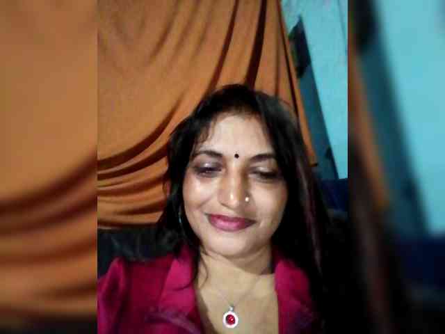 FiestyQueen webcam