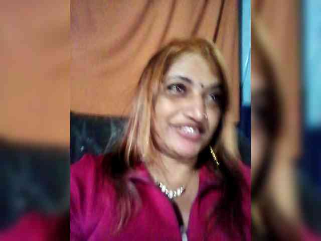 FiestyQueen webcam