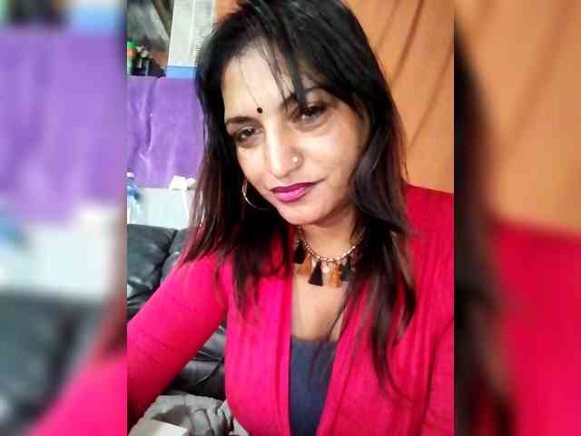 FiestyQueen webcam