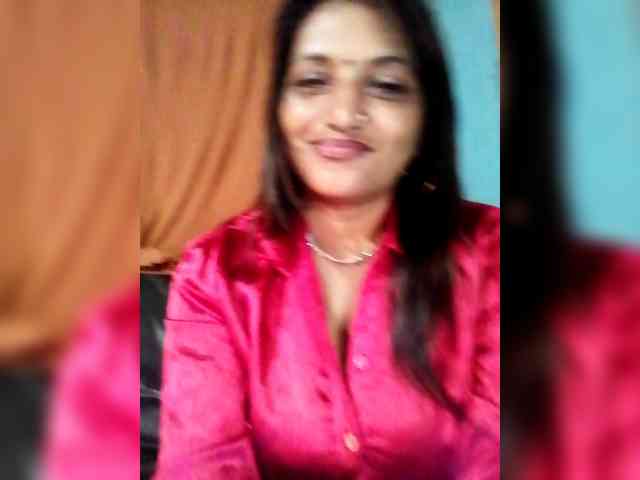 FiestyQueen webcam