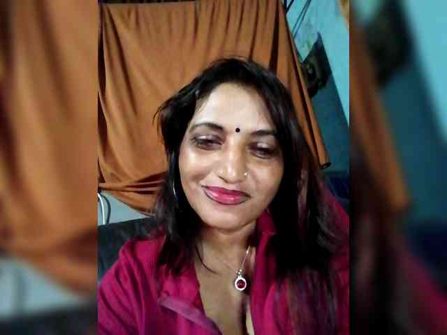FiestyQueen webcam