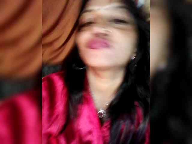 FiestyQueen webcam