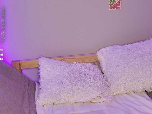 Hannakeyn live cam on BongaCams