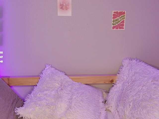 Hannakeyn live cam on BongaCams