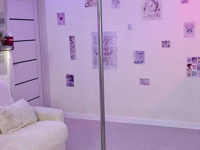 Hannakeyn's BongaCams show and profile