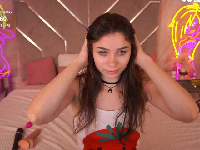 HeavenElle live webcam show