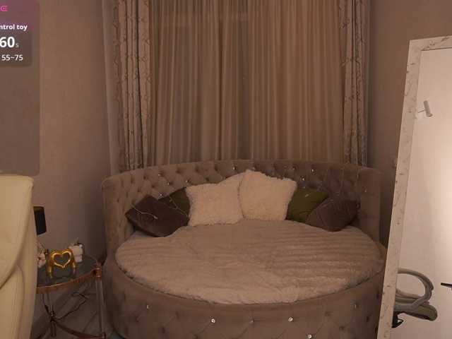 HeavenElle live cam on BongaCams