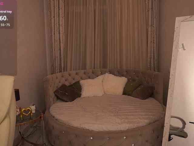 HeavenElle webcam