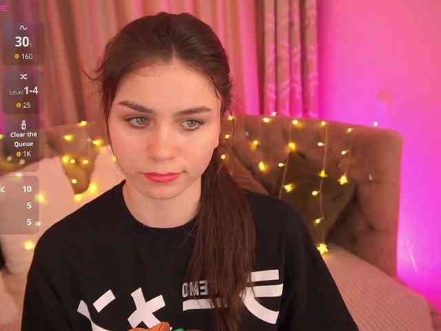 HeavenElle webcam