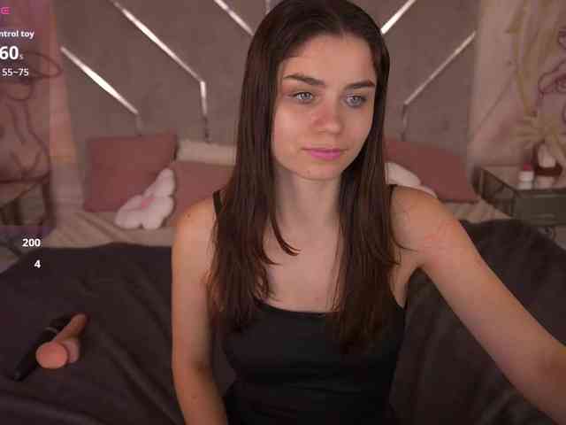 HeavenElle webcam
