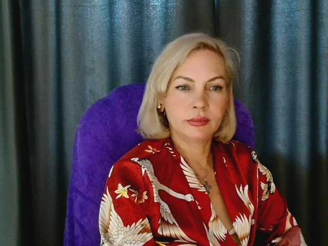 VeraFisher live cam on BongaCams