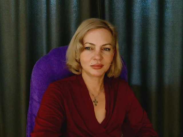 VeraFisher live cam on BongaCams