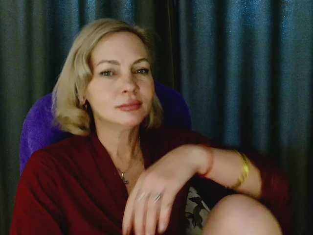 VeraFisher live cam on BongaCams