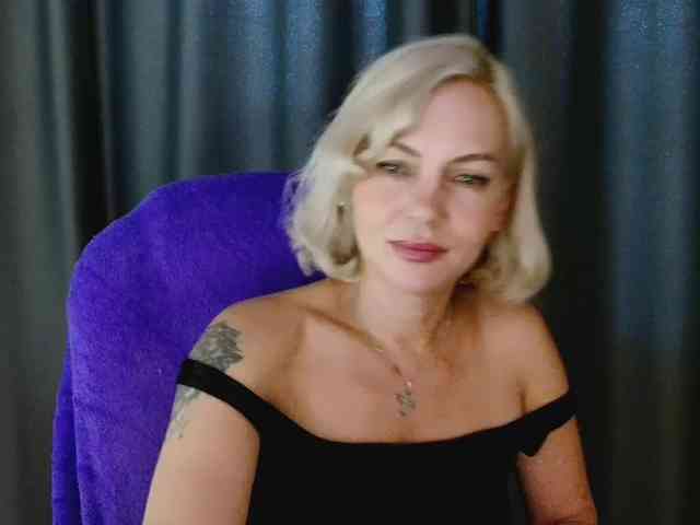 VeraFisher webcam