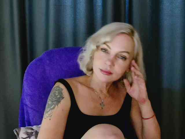 VeraFisher webcam
