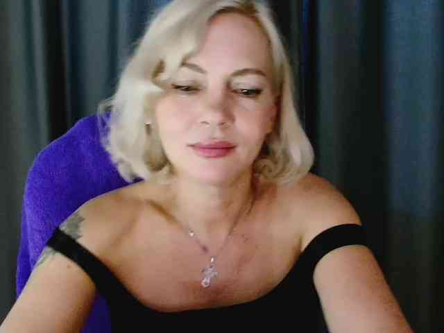 VeraFisher webcam