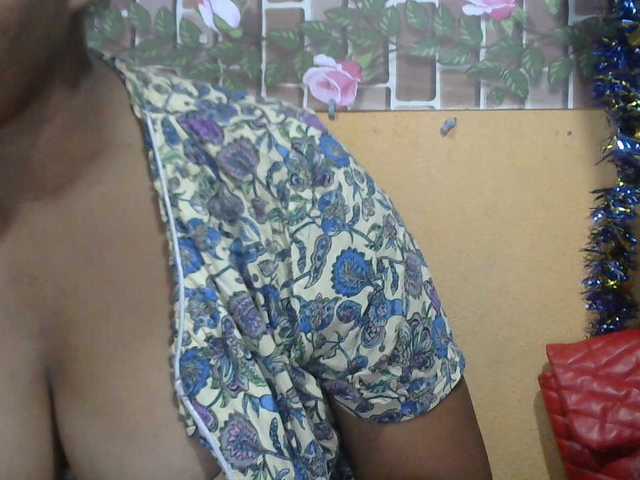 Sandiesexy live cam on BongaCams