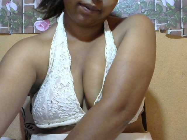 Sandiesexy live cam on BongaCams