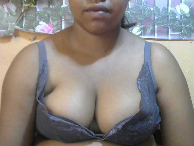 Sandiesexy live cam on BongaCams
