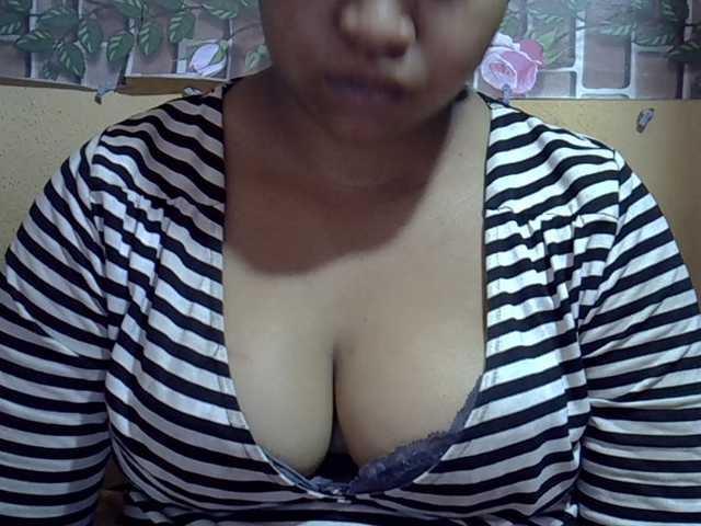Sandiesexy live cam on BongaCams
