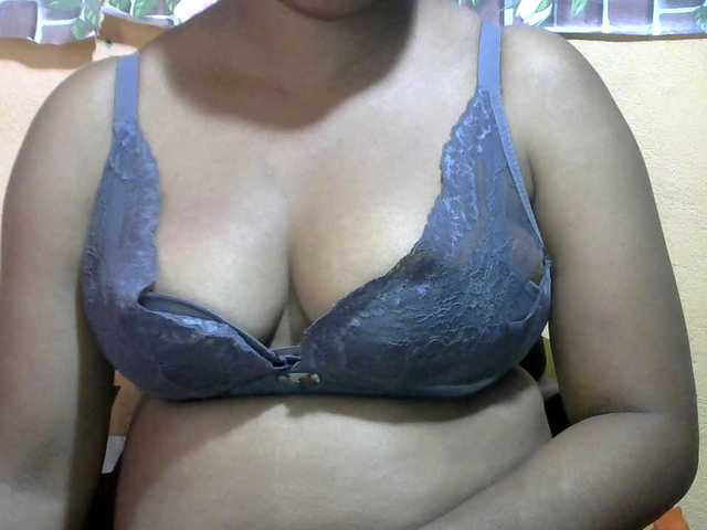 Sandiesexy Live Cam on BongaCams