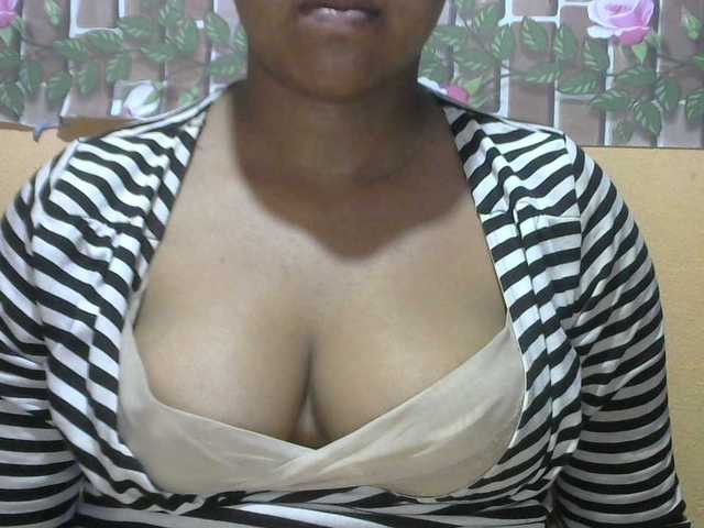 Sandiesexy live cam on BongaCams