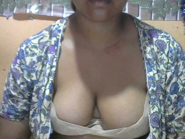 Sandiesexy live cam on BongaCams