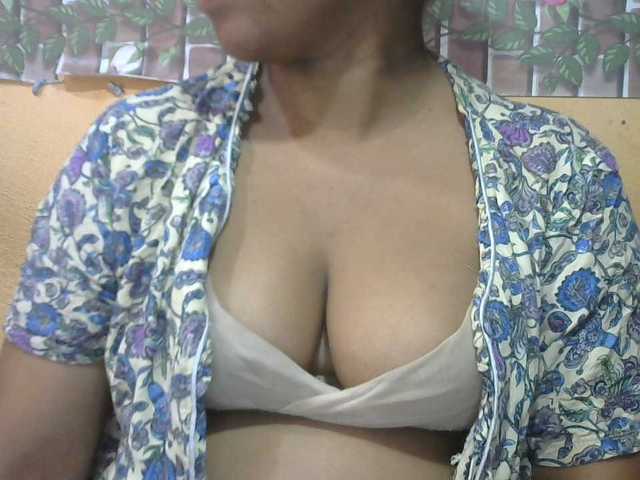 Sandiesexy live cam on BongaCams