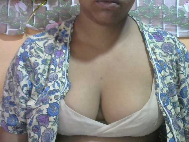 Sandiesexy live cam on BongaCams