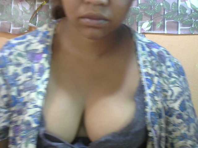 Sandiesexy live cam on BongaCams