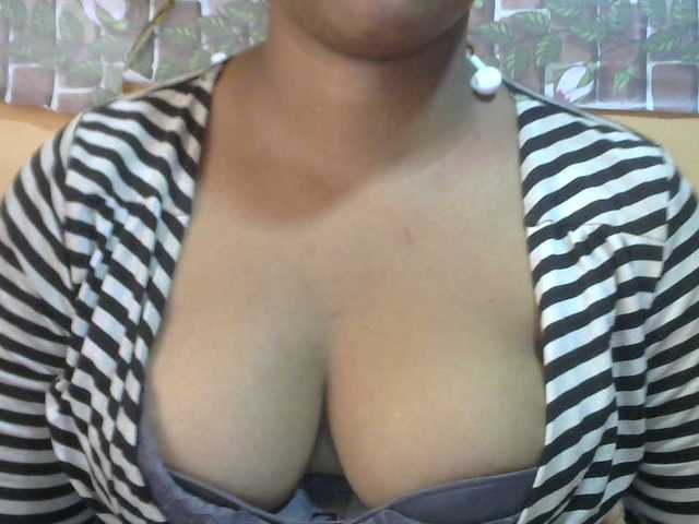 Sandiesexy live cam on BongaCams