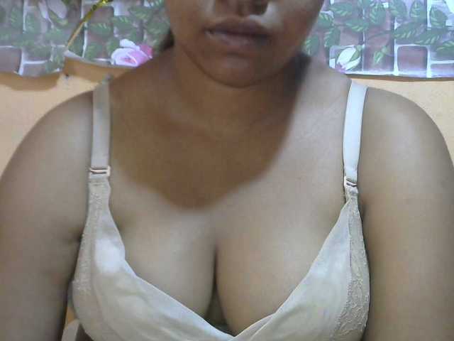 Sandiesexy live cam on BongaCams