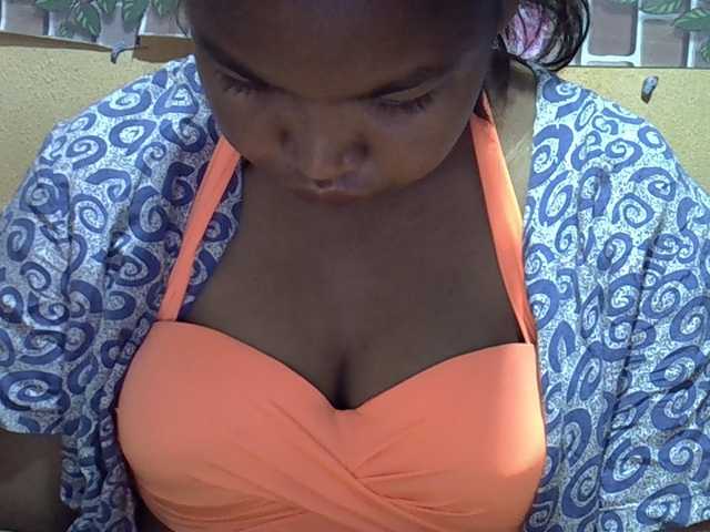 Sandiesexy live cam on BongaCams