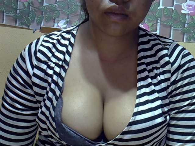 Sandiesexy live cam on BongaCams
