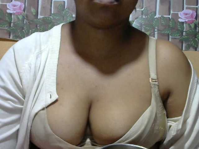 Sandiesexy live cam on BongaCams