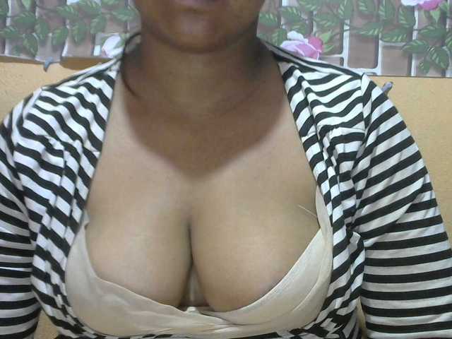 Sandiesexy live cam on BongaCams