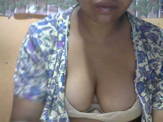 Sandiesexy live cam on BongaCams