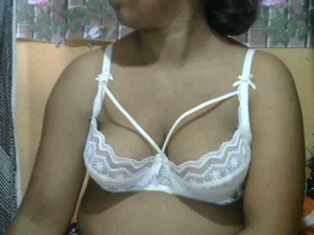 Sandiesexy live cam on BongaCams