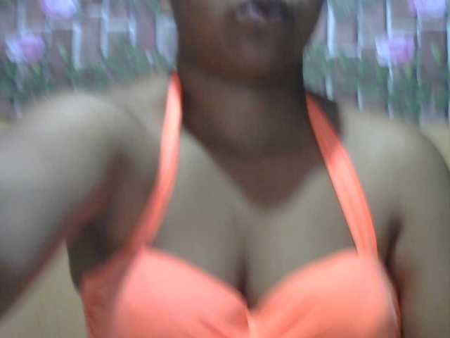 Sandiesexy live cam on BongaCams