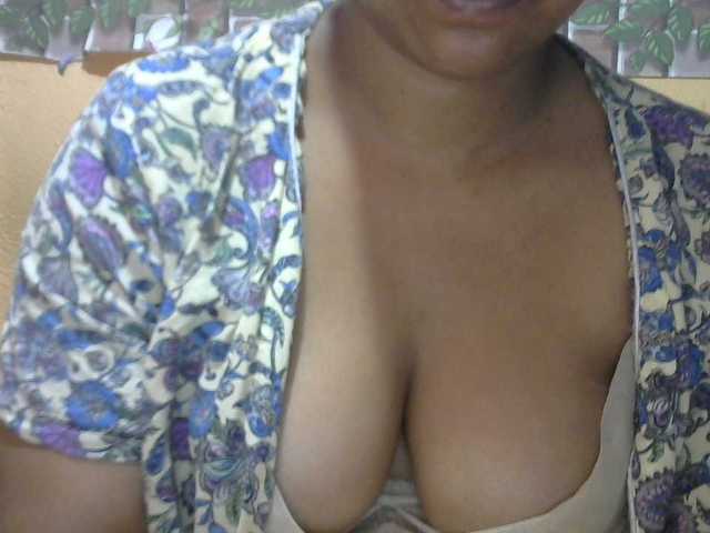 Sandiesexy live cam on BongaCams